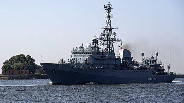 Корабль ВМФ РФ и американский эсминец чуть не столкнулись в Аравийском море – видео Корабль ВМФ РФ и американский эсминец чуть не столкнулись в Аравийском море – видео