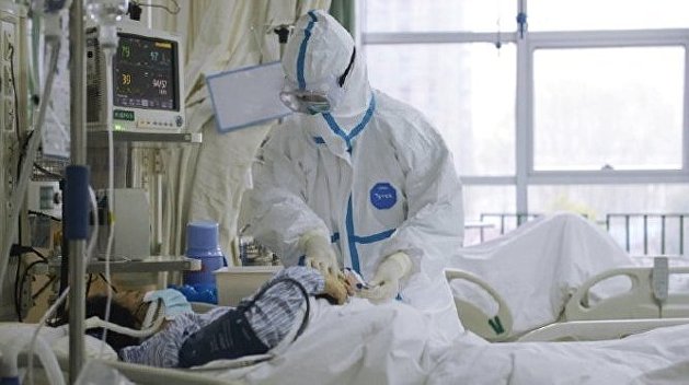 На Украине госпитализировали двух человек с подозрением на коронавирус