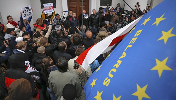 Мягкая "белорусизация", при которой России предстоит жёстко спать. Или просыпаться Мягкая "белорусизация", при которой России предстоит жёстко спать. Или просыпаться