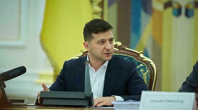 «Мародеры». Зеленский резко прошелся по полтитикам, выступающим против режима ЧП «Мародеры». Зеленский резко прошелся по полтитикам, выступающим против режима ЧП