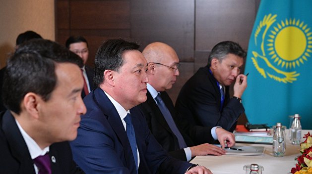 Эксперт объяснил, почему на самом деле казахстанская власть не хочет объединяться с РФ