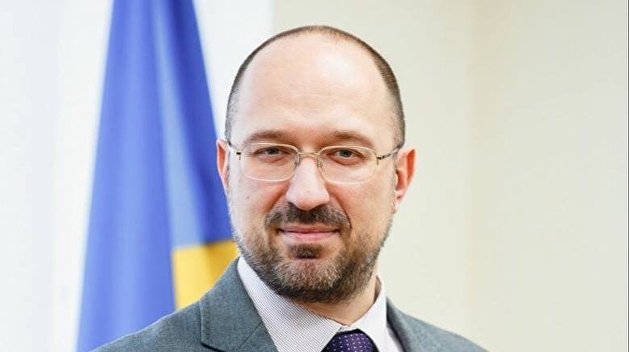 Премьер Украины Шмыгаль хочет, чтобы в середине мая украинцы вернулись к работе Премьер Украины Шмыгаль хочет, чтобы в середине мая украинцы вернулись к работе