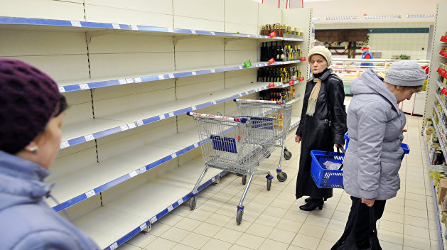 Выручка украинских супермаркетов резко сократилась