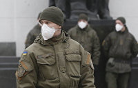 Военные патрули на улицах и усиленный Аваков. Эксперты о режиме ЧП на Украине