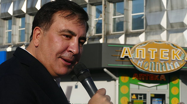 «Жертвы и беспорядки». Саакашвили приехал бороться с «пророссийской» Грузией «Жертвы и беспорядки». Саакашвили приехал бороться с «пророссийской» Грузией