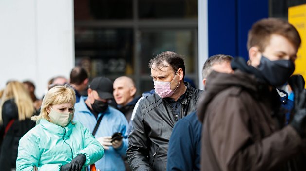 На Украине расширили перечень лиц, которым нужно проходить самоизоляцию На Украине расширили перечень лиц, которым нужно проходить самоизоляцию