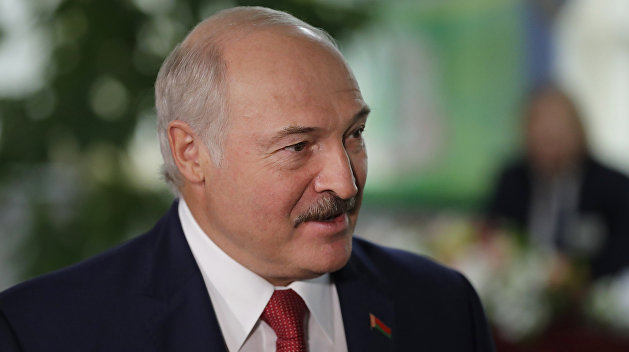 «На нас смотрят глаза погибших советских солдат»: Лукашенко объяснил, почему не отменил Парад Победы «На нас смотрят глаза погибших советских солдат»: Лукашенко объяснил, почему не отменил Парад Победы