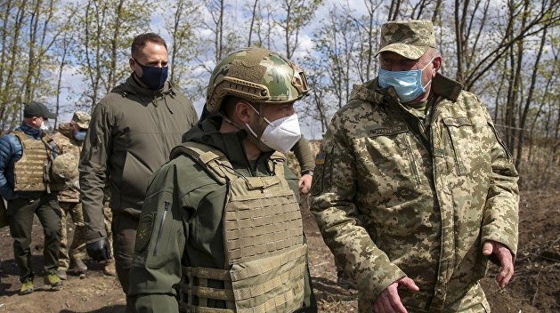 Украинский эксперт сказал, захочет ли Киев взять Донбасс силой после Карабаха