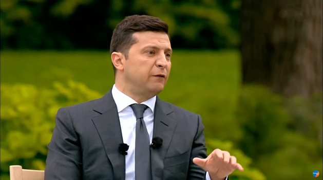 Зеленский пообещал Порошенко «много разных приключений» Зеленский пообещал Порошенко «много разных приключений»