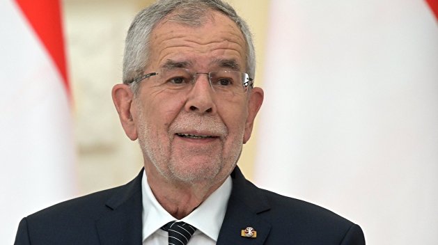 Президенту Австрии пришлось извиняться за нарушение карантина после похода в ресторан Президенту Австрии пришлось извиняться за нарушение карантина после похода в ресторан