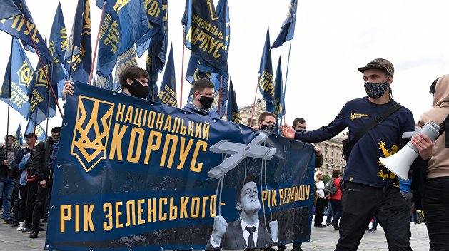 Радикалы показали силу. Эксперты о протестах Порошенко Радикалы показали силу. Эксперты о протестах Порошенко