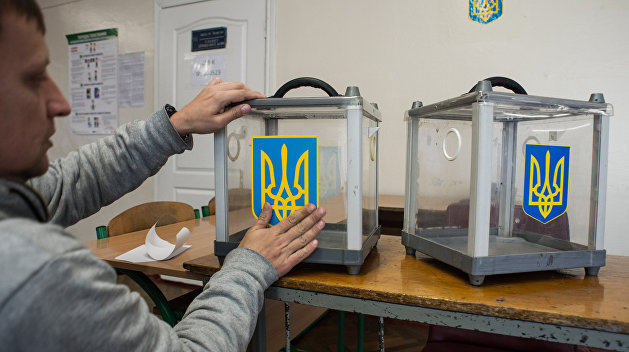 Местные выборы на Украине мирно не пройдут — политолог Местные выборы на Украине мирно не пройдут — политолог
