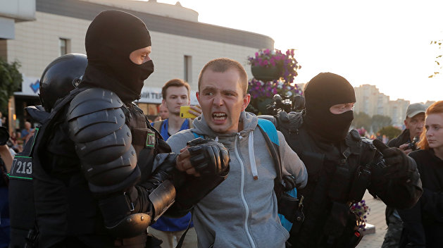 «Вспомните, чья была кровь на Майдане»: лидер «Бумбокса» призвал коллег поддержать протестующих белорусов «Вспомните, чья была кровь на Майдане»: лидер «Бумбокса» призвал коллег поддержать протестующих белорусов