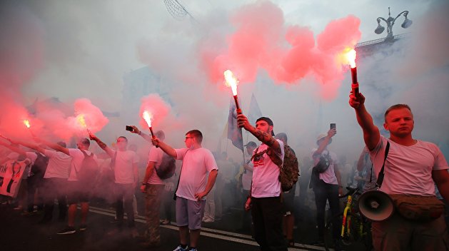 Масштабные политические протесты на Украине могут быть уже осенью – эксперт Масштабные политические протесты на Украине могут быть уже осенью – эксперт