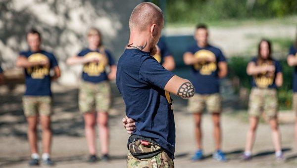 Уроки ненависти. Кто и как под видом летнего лагеря учит украинских детей национализму Уроки ненависти. Кто и как под видом летнего лагеря учит украинских детей национализму