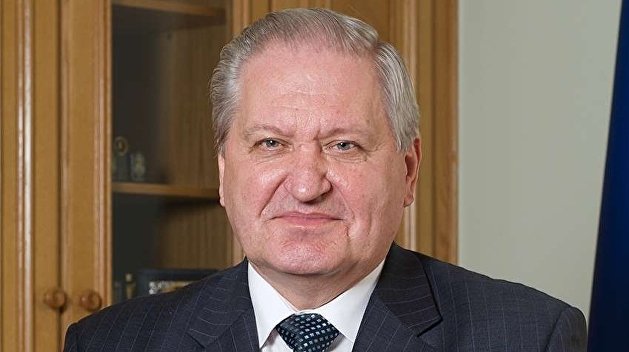 В Крыму умер вице-премьер времен Азарова Виктор Тихонов В Крыму умер вице-премьер времен Азарова Виктор Тихонов