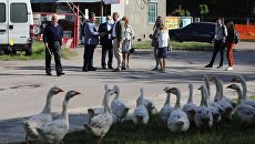 На встречу мэра Львова Садового с избирателями пришли неожиданные гости