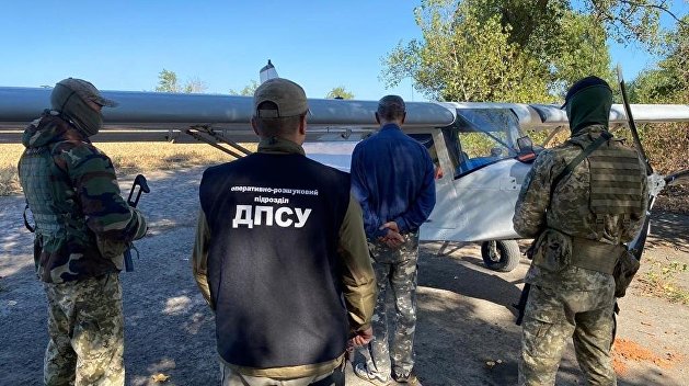 Украинские пограничники будут применять оружие «по-новому»: Рада приняла неоднозначный закон Украинские пограничники будут применять оружие «по-новому»: Рада приняла неоднозначный закон