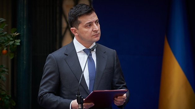 Зеленский хочет поднять вопрос создания переговорной площадки по Крыму на саммите Украина – ЕС