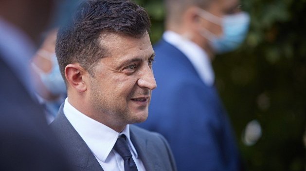 Зеленский поручил проверить, куда ушли деньги для затопленного Прикарпатья Зеленский поручил проверить, куда ушли деньги для затопленного Прикарпатья