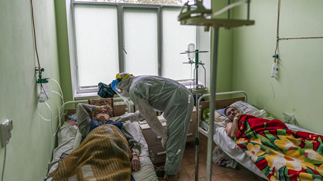 Сиротами остались 12 детей: на Украине COVID-19 убил мать-героиню и ее мужа
