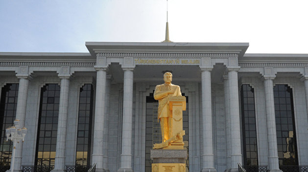 Грозин рассказал о глобальных проектах, которые затеял и провалил Туркменистан