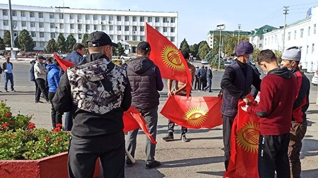 «Русские ни на что не влияют». Эксперт о том, почему Бишкек вдруг захотел перевести все на киргизский язык «Русские ни на что не влияют». Эксперт о том, почему Бишкек вдруг захотел перевести все на киргизский язык