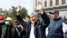 Атамбаев рассказал, кто уговорил его покинуть СИЗО во время беспорядков в Киргизии