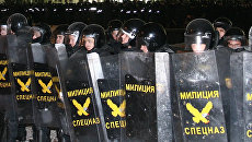 «Девушки сбежали». ОМОН остановил танец протеста в Минске