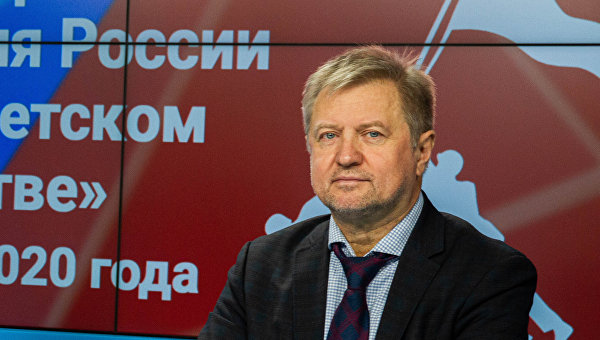 «Украинское досье»: как России справиться с поясом неверности вокруг своих границ