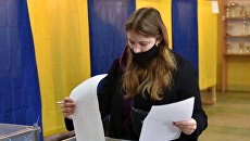 На Украине открылись участки для голосования