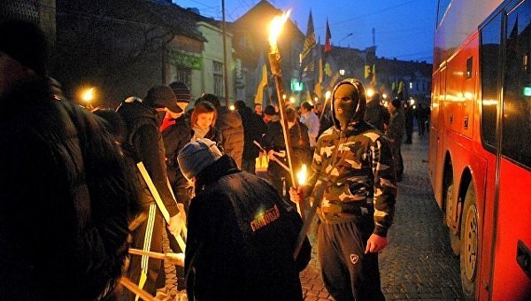 "Мадьяр на ножи!" Хроника противостояния украинских националистов венграм Закарпатья "Мадьяр на ножи!" Хроника противостояния украинских националистов венграм Закарпатья