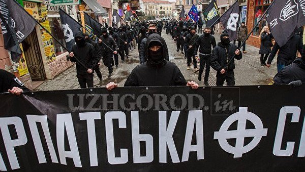 "Мадьяр на ножи!" Хроника противостояния украинских националистов венграм Закарпатья "Мадьяр на ножи!" Хроника противостояния украинских националистов венграм Закарпатья