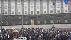Тысячи украинцев выступили против внешнего управления - видео