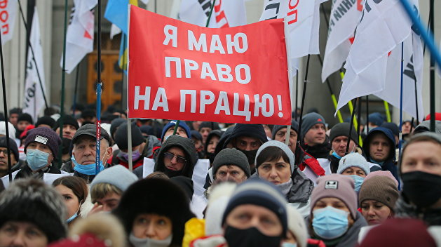 В Черновцах на карантинный протест вышли предприниматели