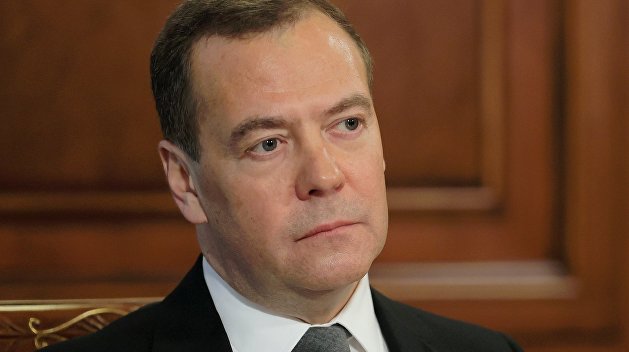 Медведев заочно предложил Данилову ощутить себя ответной целью