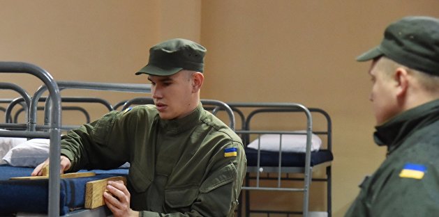 Новые правила призыва в армию возвращают Украину во времена СССР