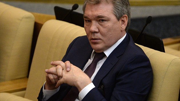 Калашников: Как коммунист я за Малороссию, как глава комитета Госдумы - против Калашников: Как коммунист я за Малороссию, как глава комитета Госдумы - против