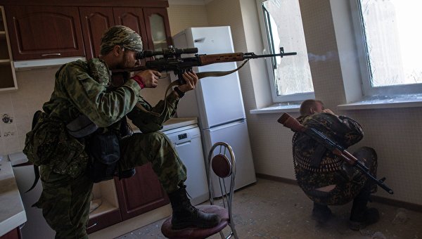 Своим и чужим. Чем воюют украинские снайперы в Донбассе Своим и чужим. Чем воюют украинские снайперы в Донбассе