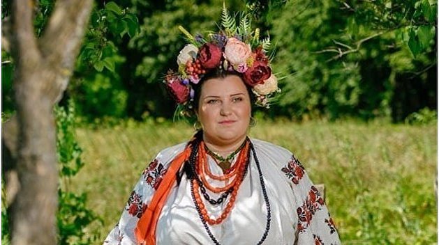 Треть работы за 3/4 времени: Alyona Alyona не укладывается в график похудения Треть работы за 3/4 времени: Alyona Alyona не укладывается в график похудения