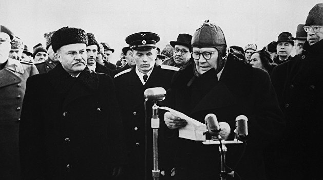 «Финляндизация»: мирный переход к демократии «Финляндизация»: мирный переход к демократии