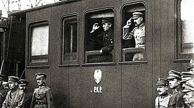 Пакт Пилсудского—Петлюры. Как «ясновельможный пан Отаман» отдал Западную Украину полякам Пакт Пилсудского—Петлюры. Как «ясновельможный пан Отаман» отдал Западную Украину полякам