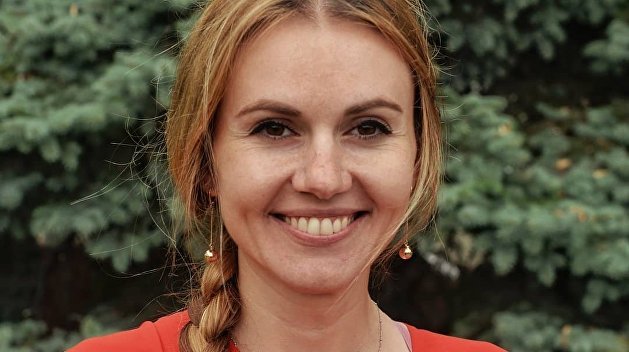 На похоронах Полякова произошел скандал между его вдовой и коллегой-любовницей На похоронах Полякова произошел скандал между его вдовой и коллегой-любовницей
