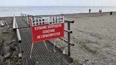 Туристы не покидают Крым, даже несмотря на закрытые пляжи - СМИ