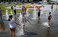 Синоптики пообещали Украине жару и разгул стихии в июле