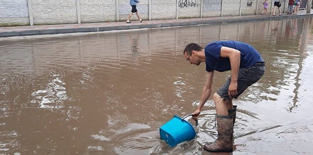 Ливень затопил украинский курорт