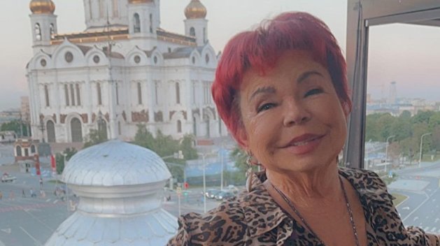 «Уймись уже»: 75-летняя мать Королевой показала, как завлечь султана «Уймись уже»: 75-летняя мать Королевой показала, как завлечь султана