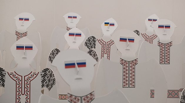 За «хохлов» ответишь: художника из Черновцов допросили в СБУ За «хохлов» ответишь: художника из Черновцов допросили в СБУ