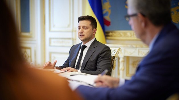 Зеленский может жестко встать между Разумковым и «Слугой народа» — Подоляк Зеленский может жестко встать между Разумковым и «Слугой народа» — Подоляк