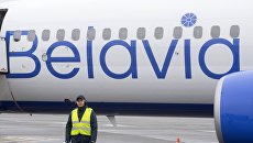 Белорусская авиакомпания не будет летать на Украину еще месяц